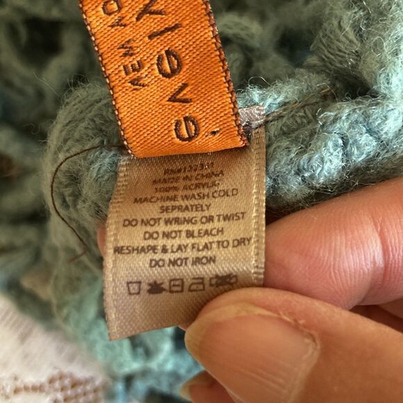 Anthropologie Evelyn K New York Open Weave Infinity Neck Scarf - Picture 6 of 9